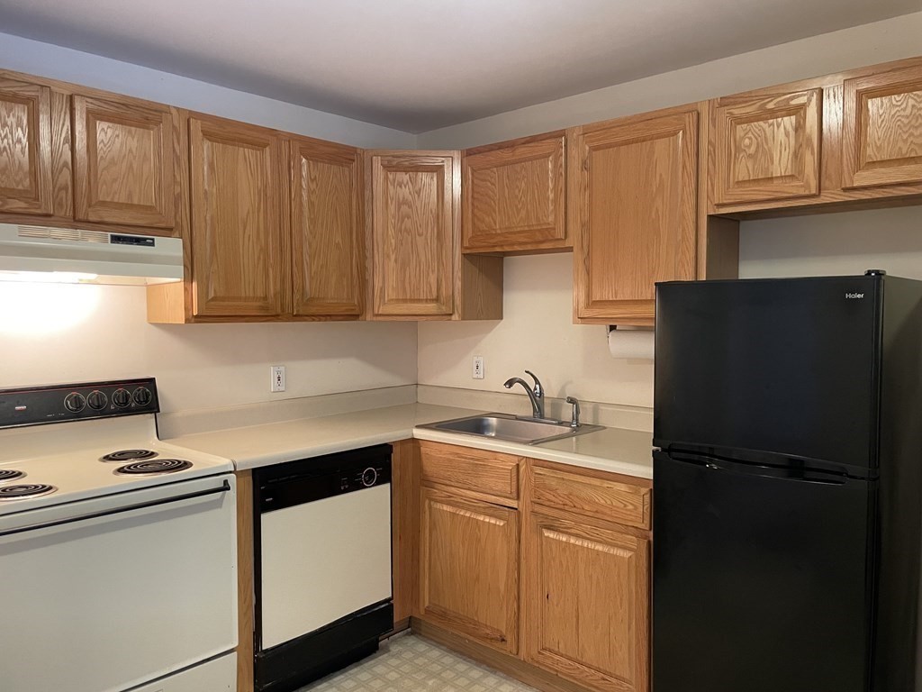 380a Great Road, Unit 304A Acton, MA 01720 - Photo 2 of 26 Gallery Image 2