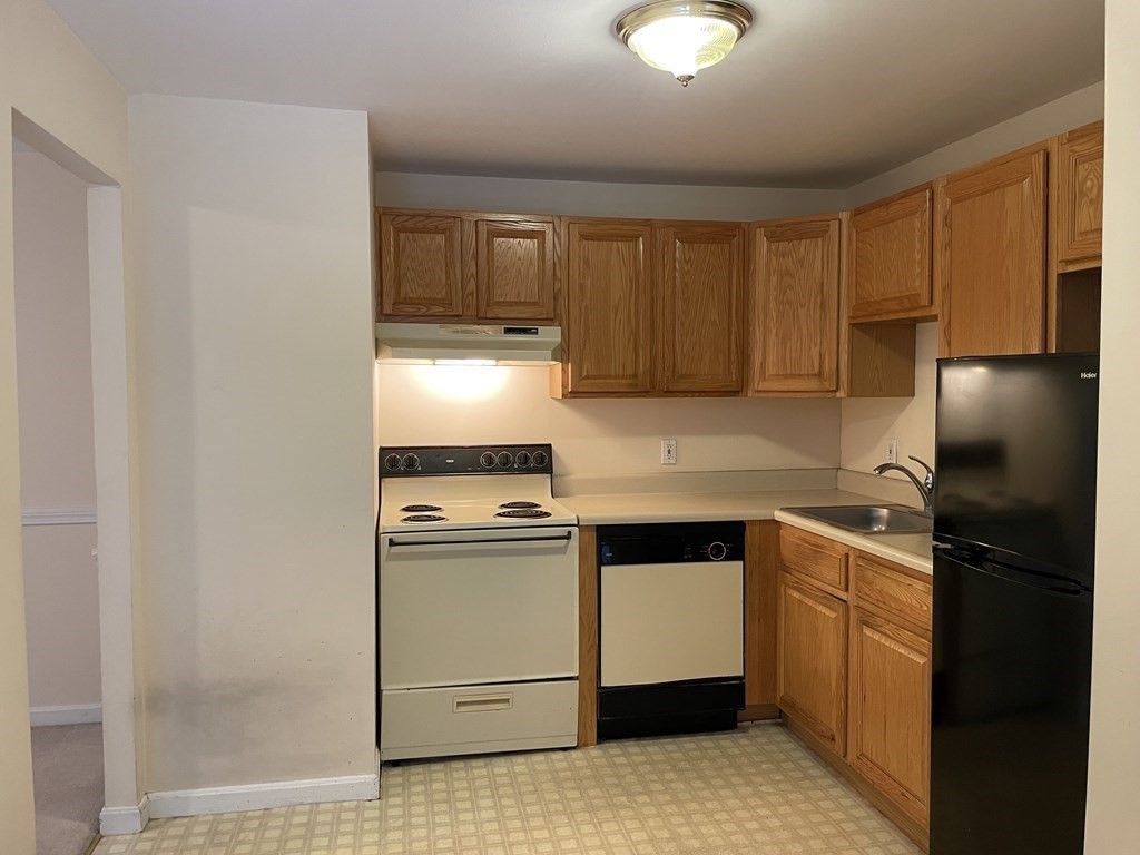 380a Great Road, Unit 304A Acton, MA 01720 - Photo 3 of 26 Gallery Image 3
