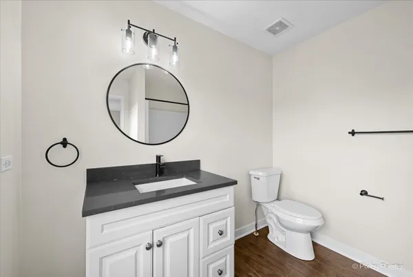 $1,900 | 1737 West Chrysler Drive, Belvidere, IL 61008
