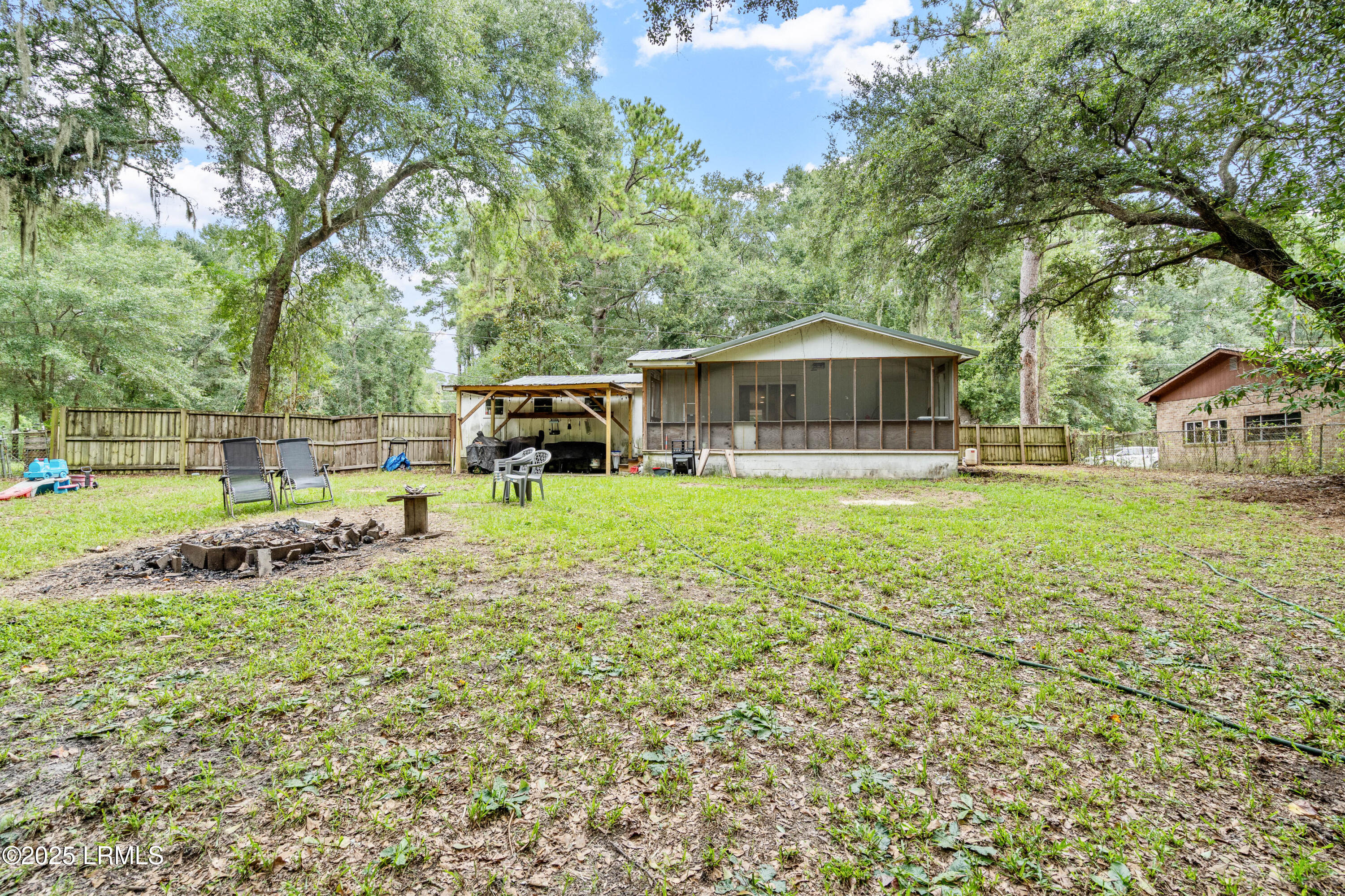 8 Billy Hill Road Beaufort, SC 29906 - Photo 31 of 42 8 Billy Hilly-38