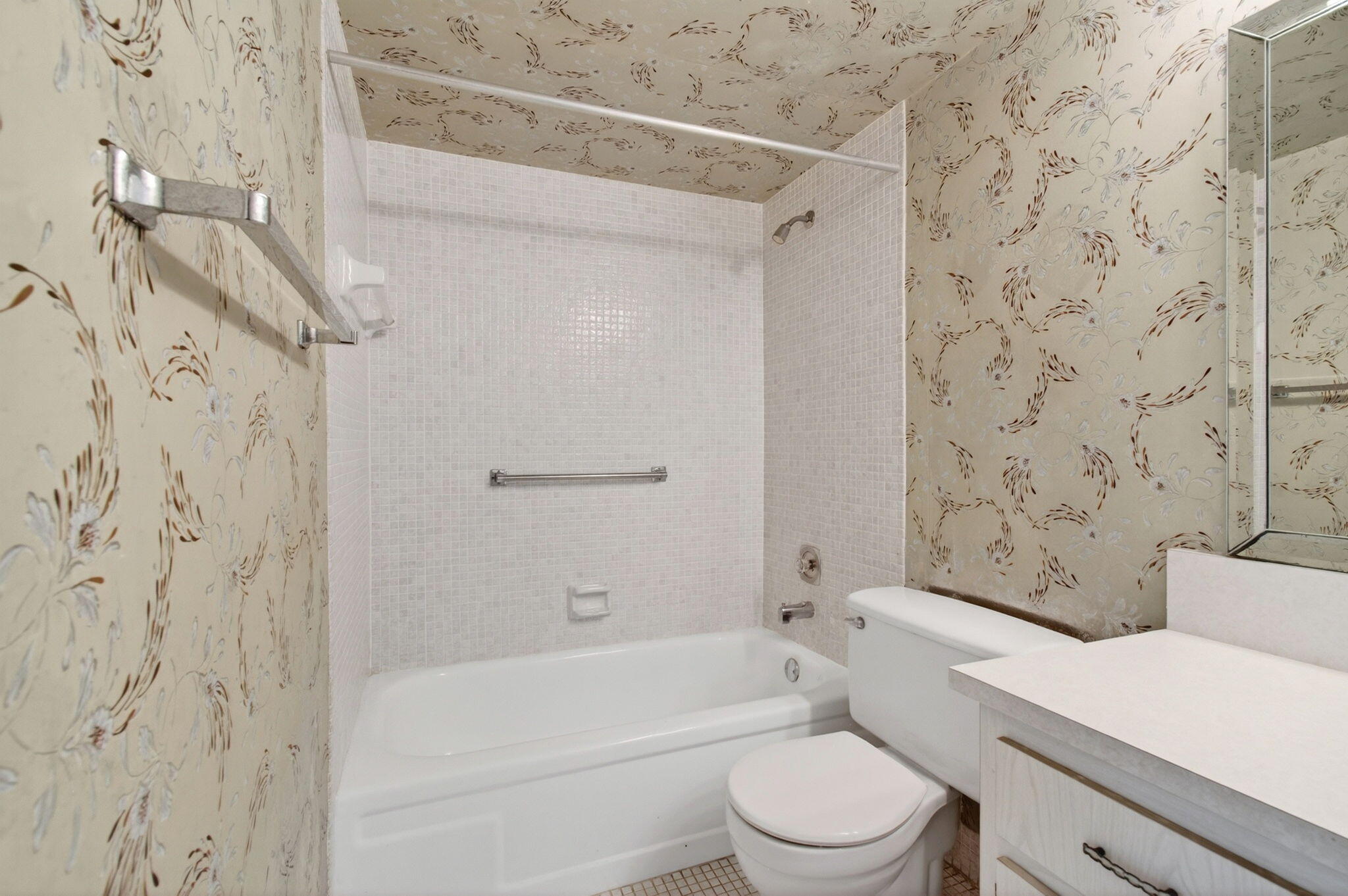 3044 Lincoln A Boca Raton, FL 33434 - Photo 39 of 100 45-web-or-mls-DSC_3600