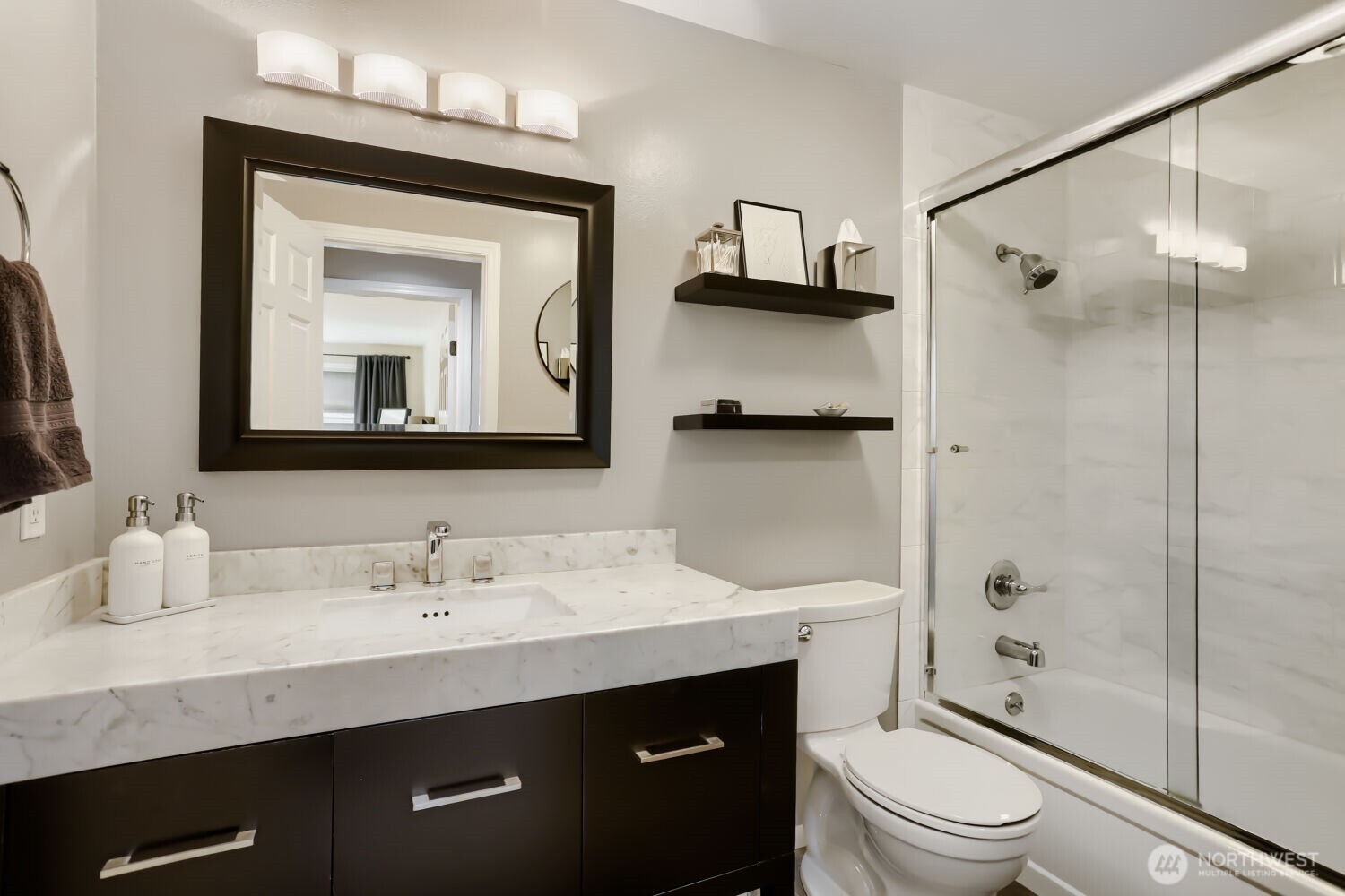 6300 Sand Point Way Northeast, Unit 103 Seattle, WA 98115 - Photo 15 of 26
