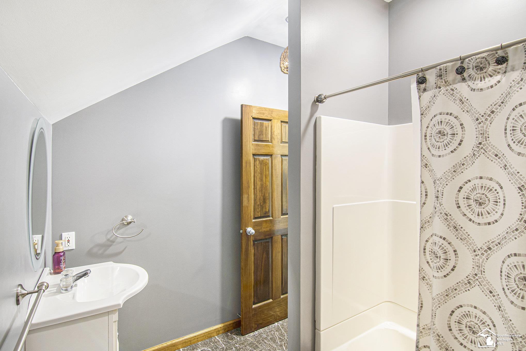 12855 Albain Road Petersburg, MI 49270 - Photo 35 of 45 Gallery Image 35