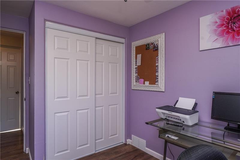 112 Flicker Drive McKees Rocks, PA 15136 - Photo 17 of 25 Gallery Image 17