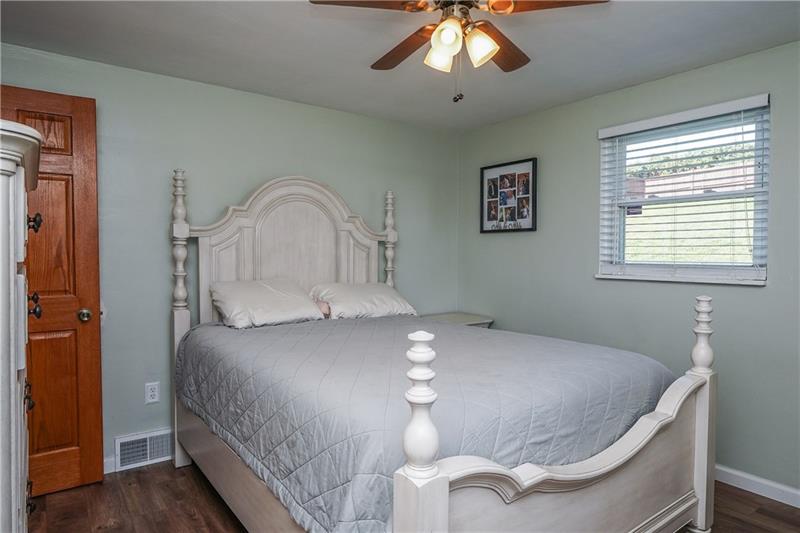 112 Flicker Drive McKees Rocks, PA 15136 - Photo 18 of 25 Gallery Image 18