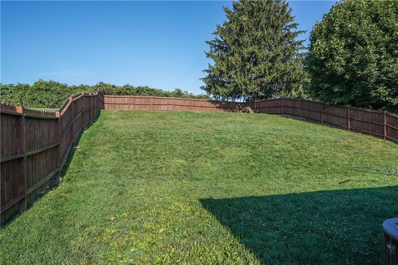 112 Flicker Drive McKees Rocks, PA 15136 - Photo 23 of 25 Gallery Image 23