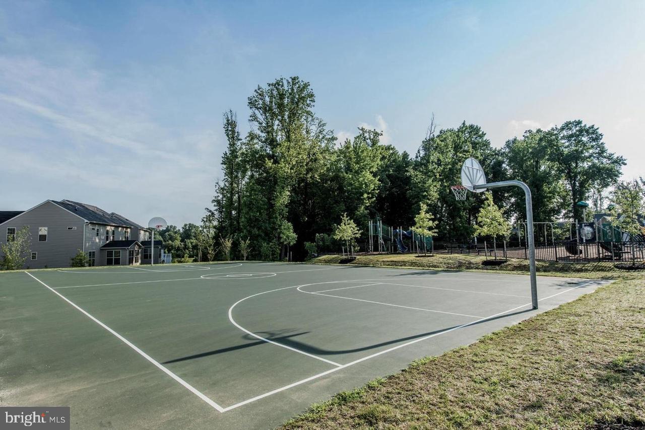 9507 Smithview Place Lanham, MD 20706 - Photo 31 of 42 Community Center Basketball Court