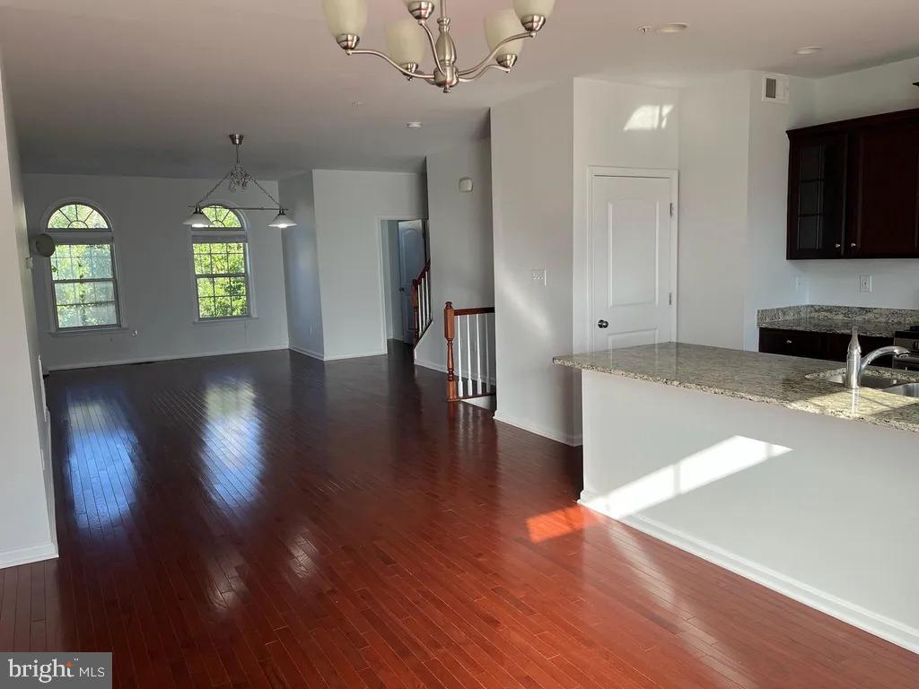 9507 Smithview Place Lanham, MD 20706 - Photo 6 of 42