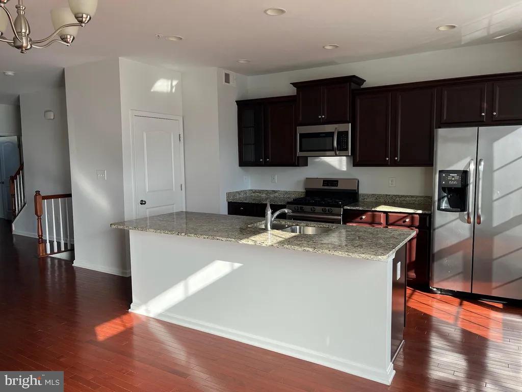 9507 Smithview Place Lanham, MD 20706 - Photo 9 of 42