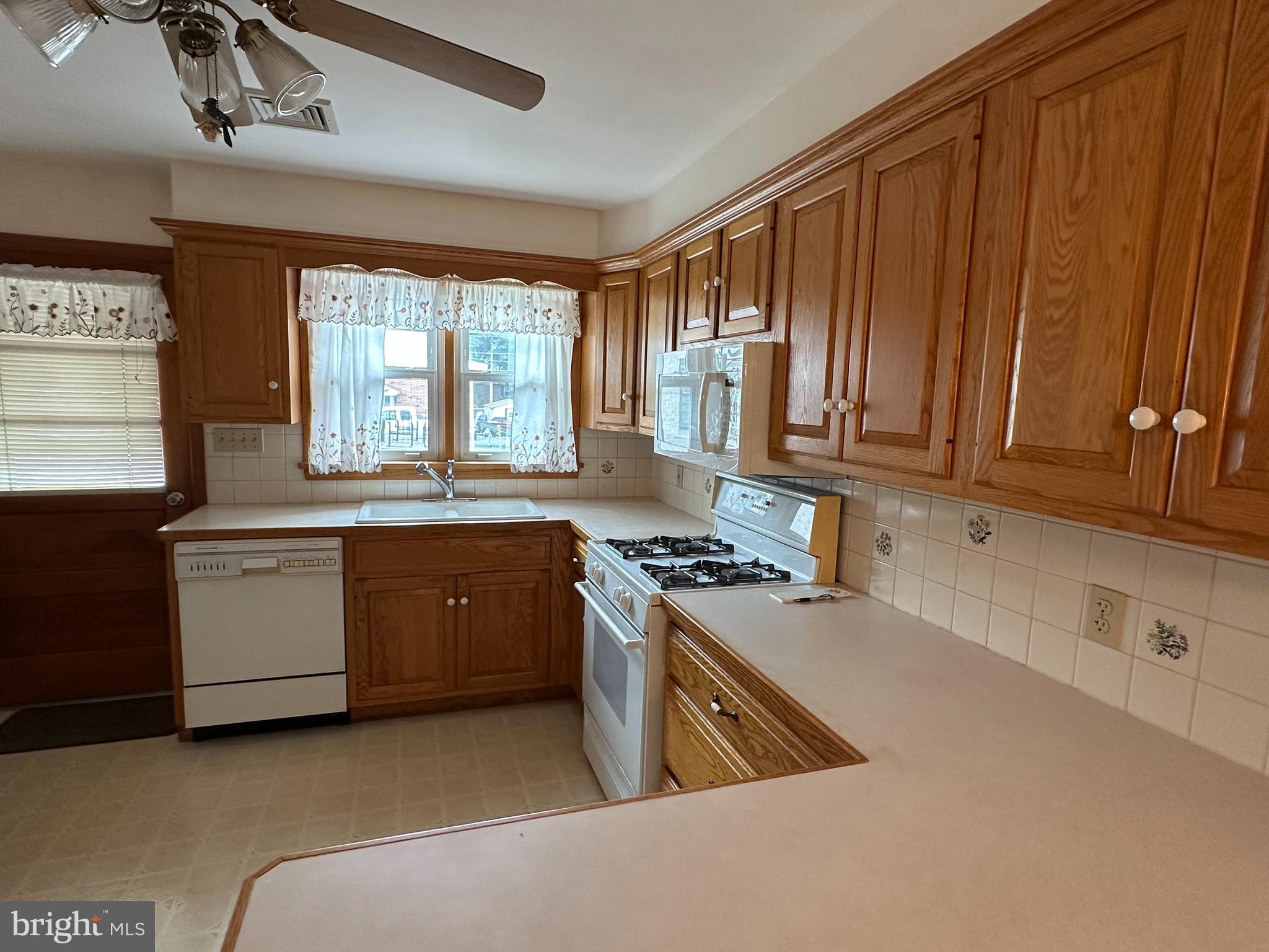 18 Spring Garden Street Elizabethtown, PA 17022 - Photo 11 of 27 Gallery Image 11