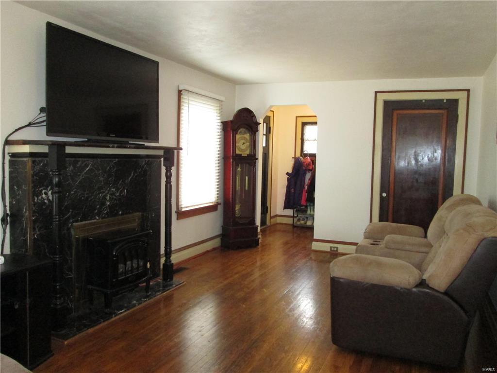 2444 Brown Road St. Louis, MO 63114 - Photo 12 of 39 Gallery Image 12