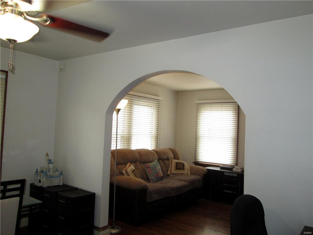 2444 Brown Road St. Louis, MO 63114 - Photo 15 of 39 Gallery Image 15
