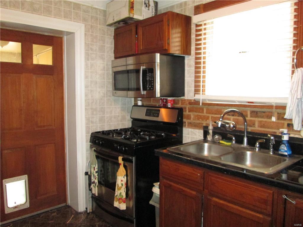 2444 Brown Road St. Louis, MO 63114 - Photo 19 of 39 Gallery Image 19