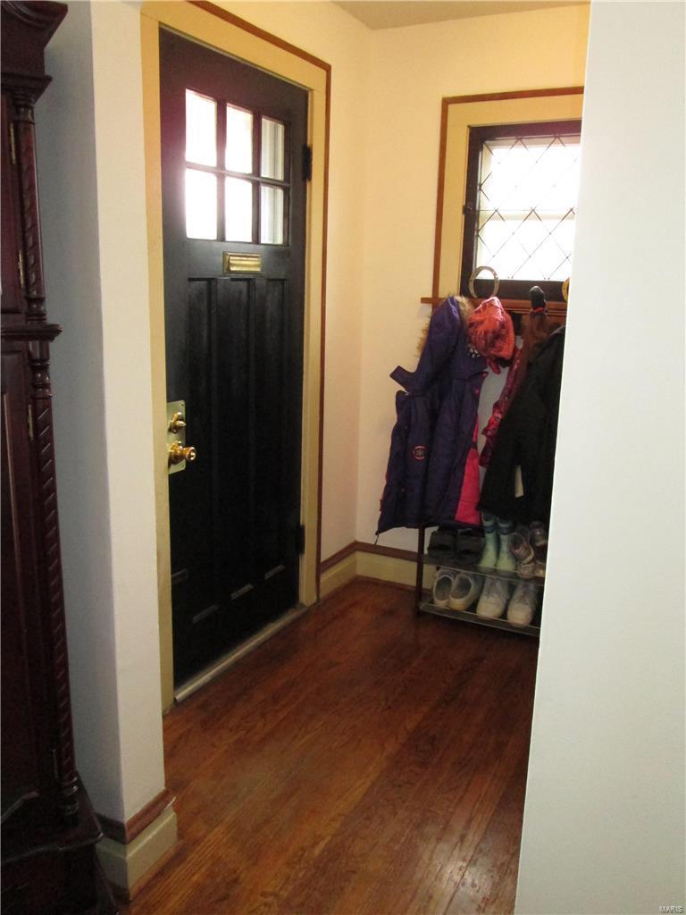 2444 Brown Road St. Louis, MO 63114 - Photo 6 of 39 Gallery Image 6