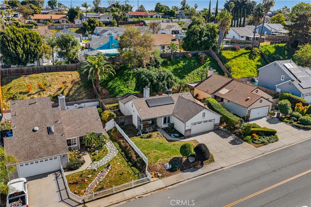 422 Potter Street Fallbrook, CA 92028 - Photo 6 of 50