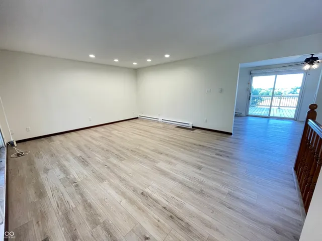 $459,900 | 164 West 1450th Street North, Summitville, IN 46070