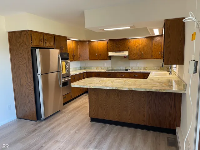 $459,900 | 164 West 1450th Street North, Summitville, IN 46070