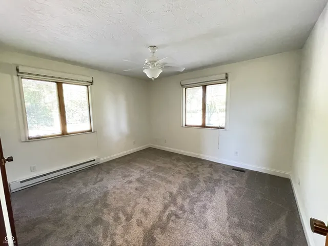 $459,900 | 164 West 1450th Street North, Summitville, IN 46070