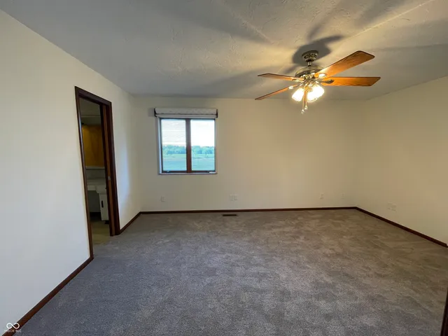 $459,900 | 164 West 1450th Street North, Summitville, IN 46070