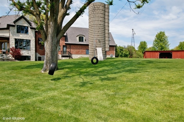 1690 Cherry Road Oswego, IL 60543 - Photo 5 of 39