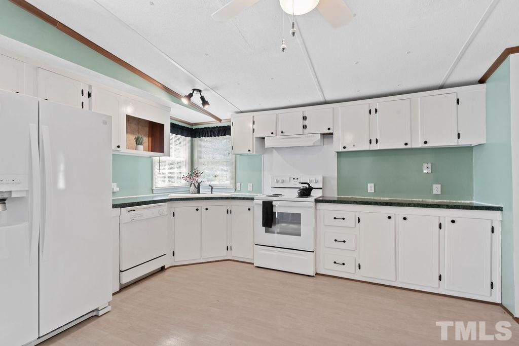 8537 Stephenson Road Apex, NC 27539 - Photo 12 of 30 Gallery Image 12