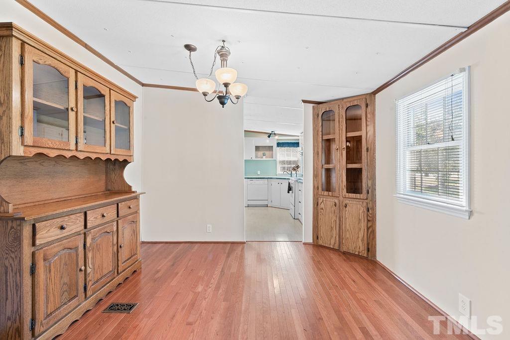 8537 Stephenson Road Apex, NC 27539 - Photo 9 of 30 Gallery Image 9