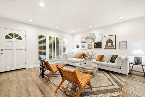 $699,000 | 14238 Dickens Street, Unit 4, Sherman Oaks, CA 91423
