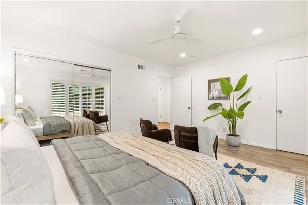 $699,000 | 14238 Dickens Street, Unit 4, Sherman Oaks, CA 91423