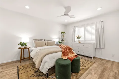 $699,000 | 14238 Dickens Street, Unit 4, Sherman Oaks, CA 91423