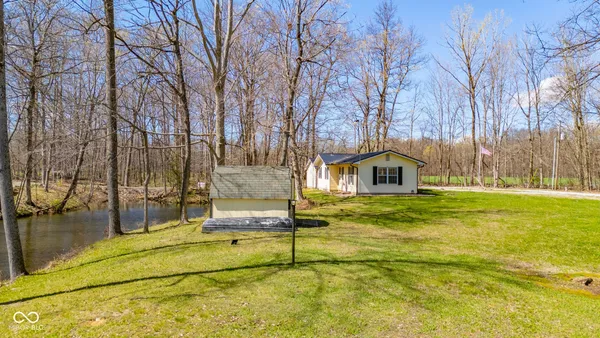 $224,900 | 9540 Brentmoore Road, Brazil, IN 47834