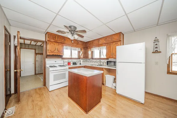 $224,900 | 9540 Brentmoore Road, Brazil, IN 47834
