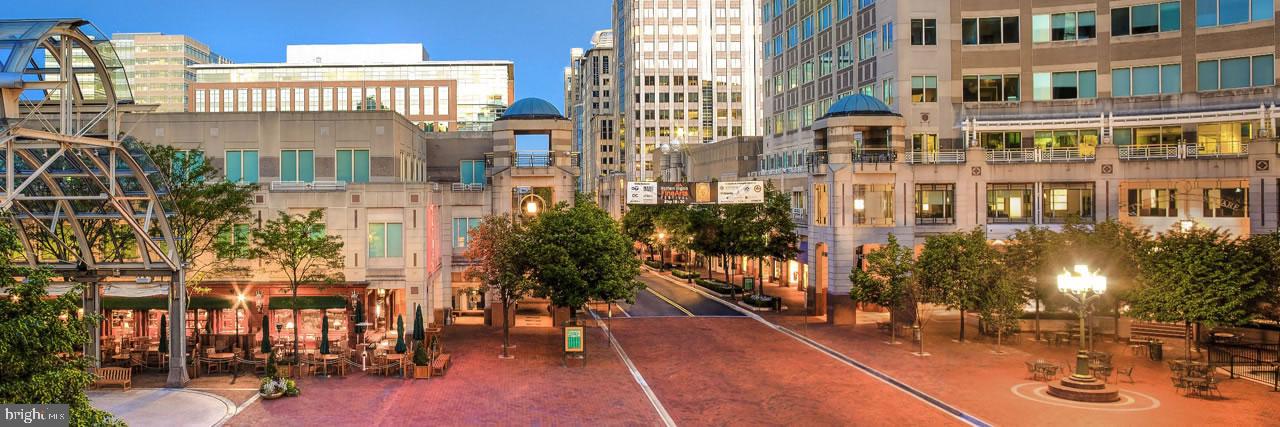 11564 Rolling Green Court, Unit 101 Reston, VA 20191 - Photo 67 of 71 Reston town center