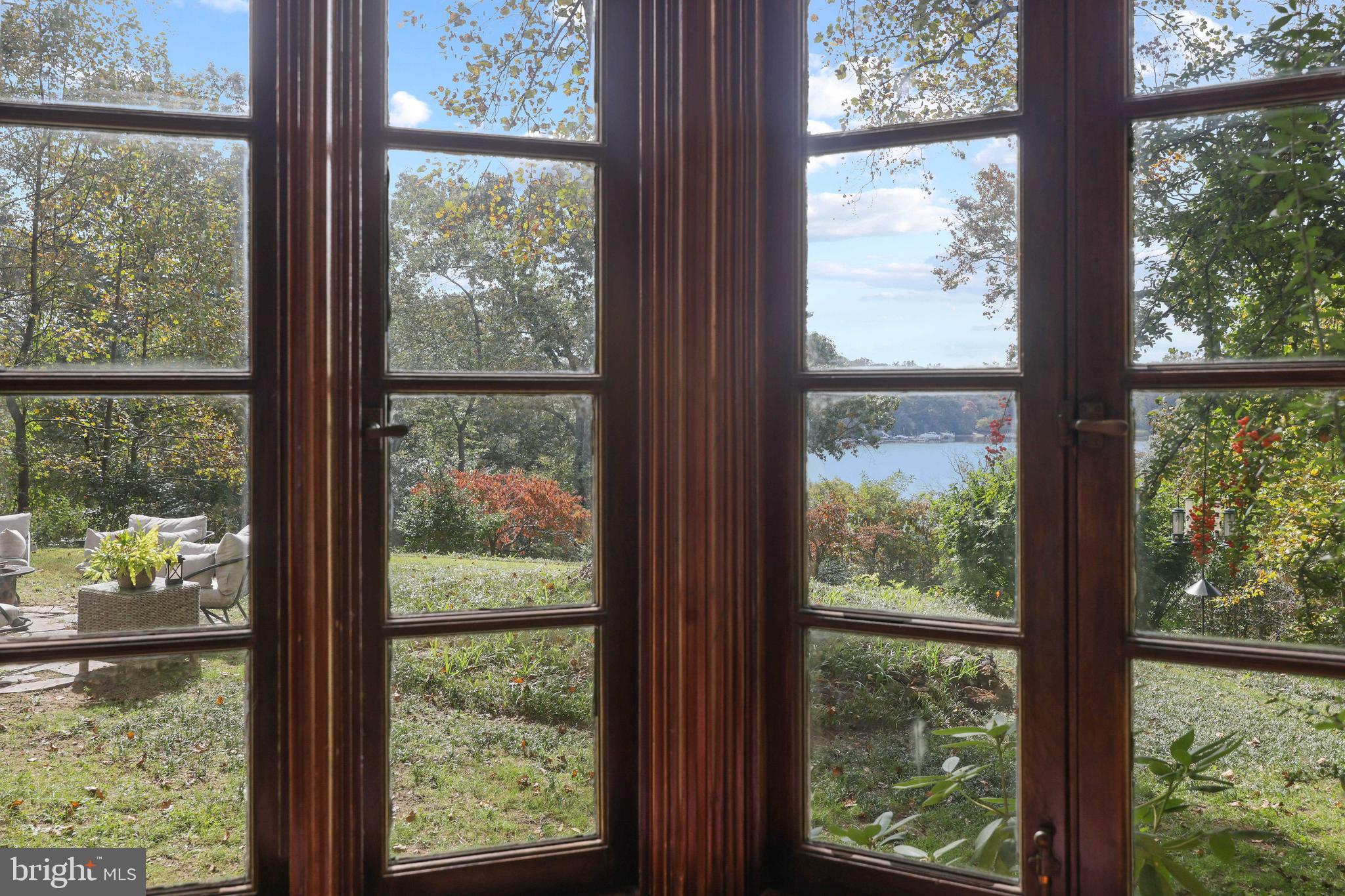 26 Windward Drive Severna Park, MD 21146 - Photo 13 of 48 Lots of natural light and views