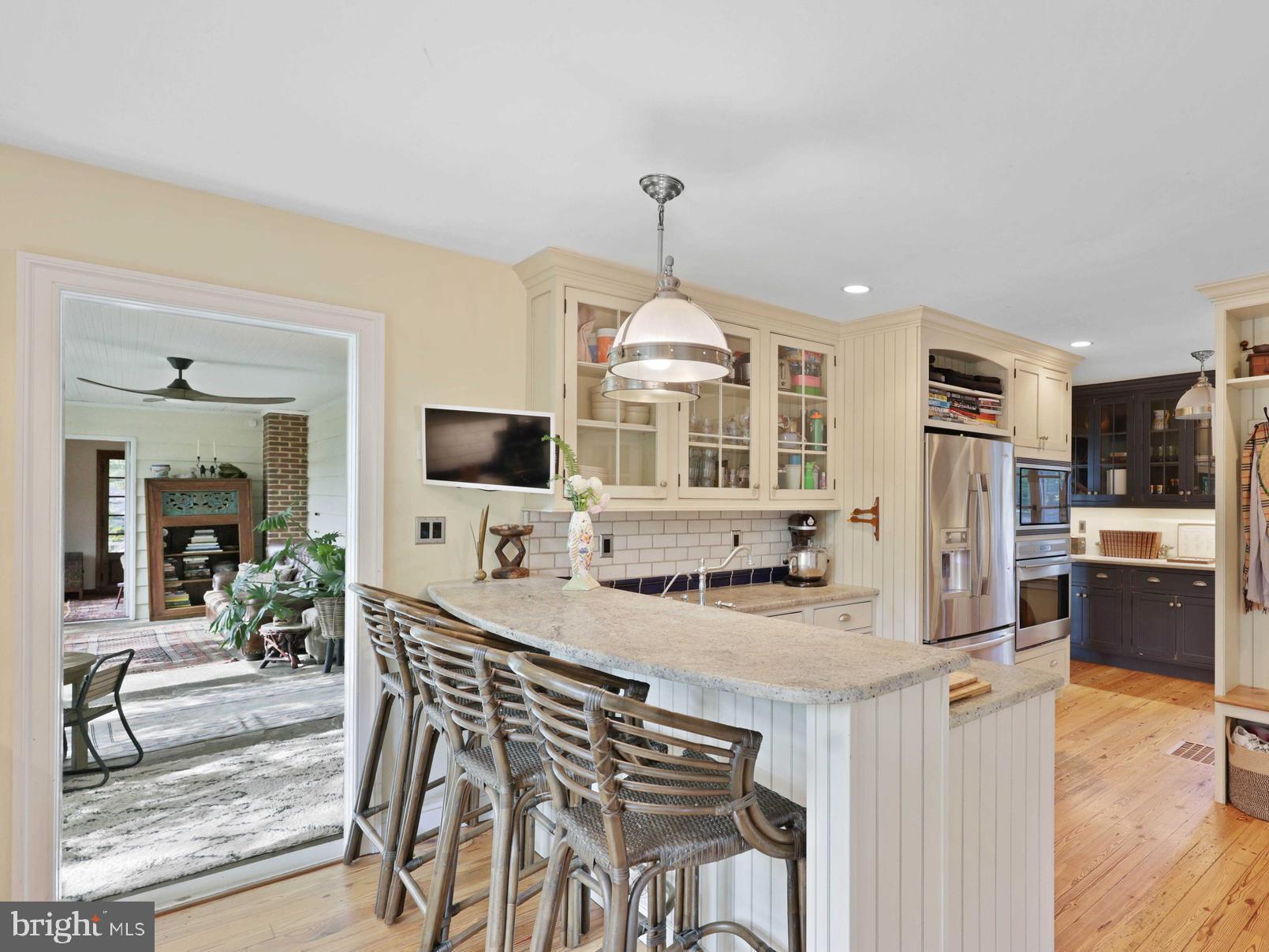 26 Windward Drive Severna Park, MD 21146 - Photo 18 of 48 Gourmet Kitchen with bar seating