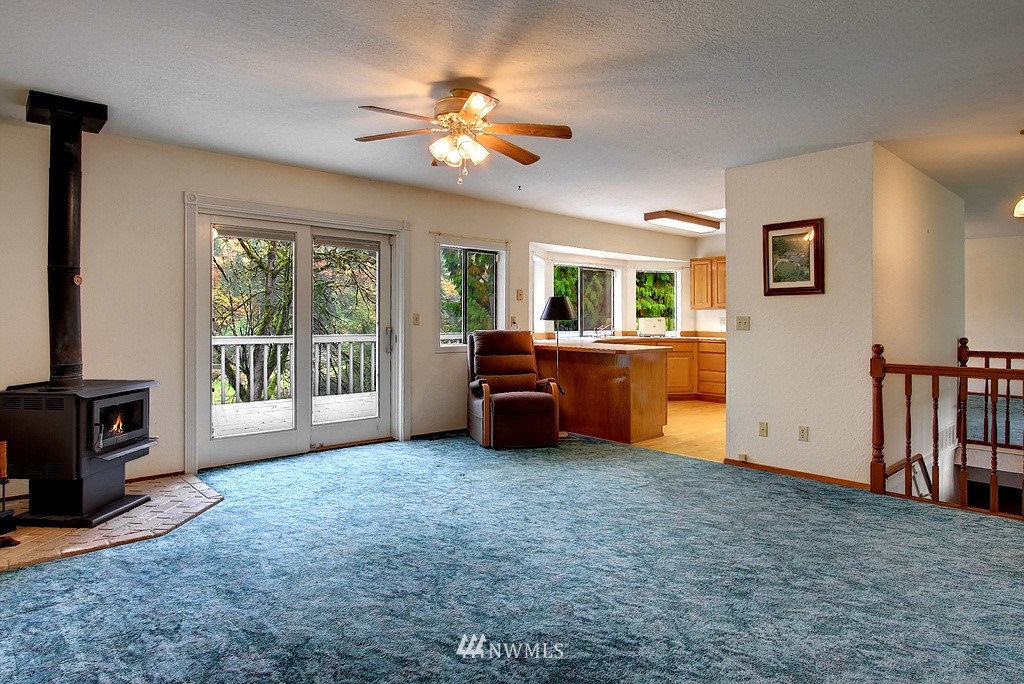 15452 Renton Issaquah Road Southeast Renton, WA 98059 - Photo 2 of 13