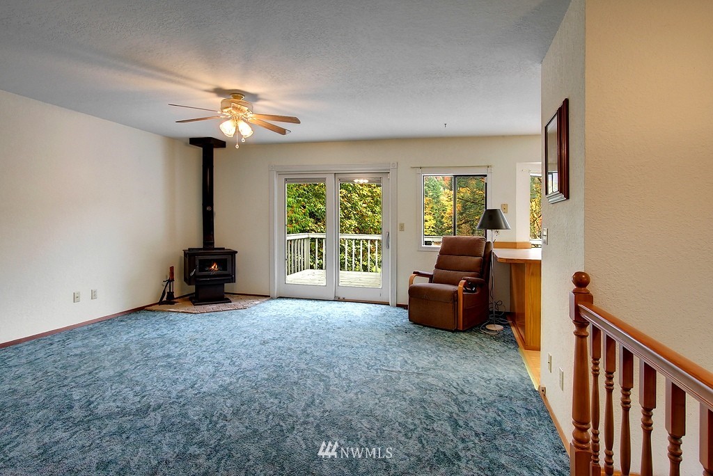 15452 Renton Issaquah Road Southeast Renton, WA 98059 - Photo 4 of 13