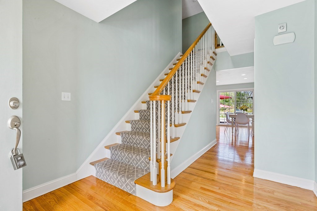 10 Weathervane Court Hingham, MA 02043 - Photo 12 of 30