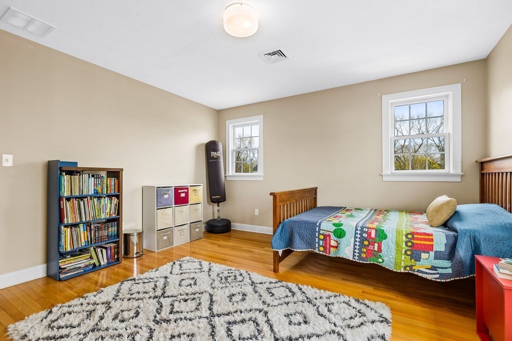 10 Weathervane Court Hingham, MA 02043 - Photo 15 of 30