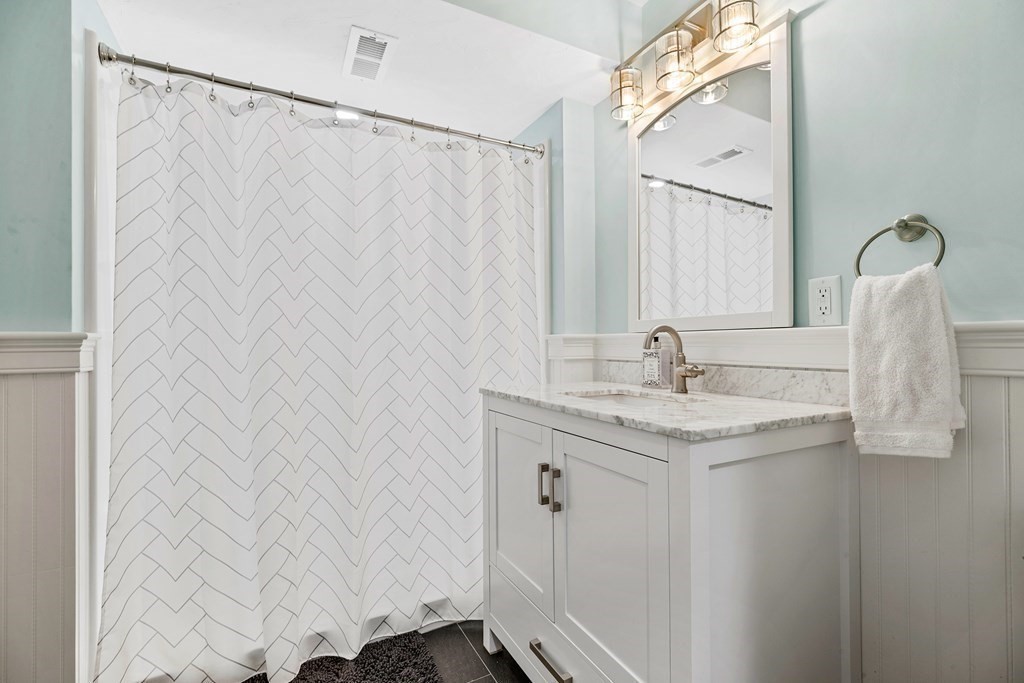 10 Weathervane Court Hingham, MA 02043 - Photo 24 of 30