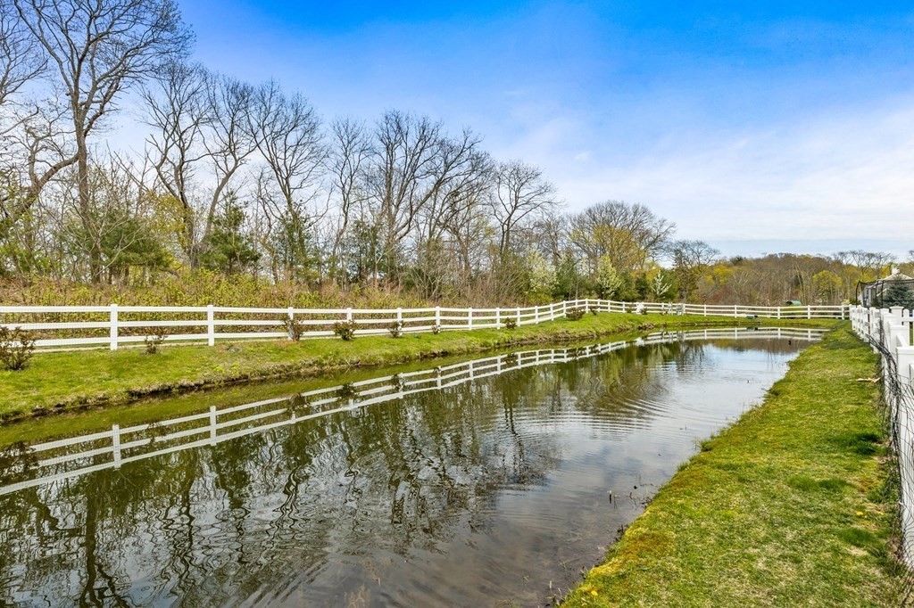 10 Weathervane Court Hingham, MA 02043 - Photo 28 of 30