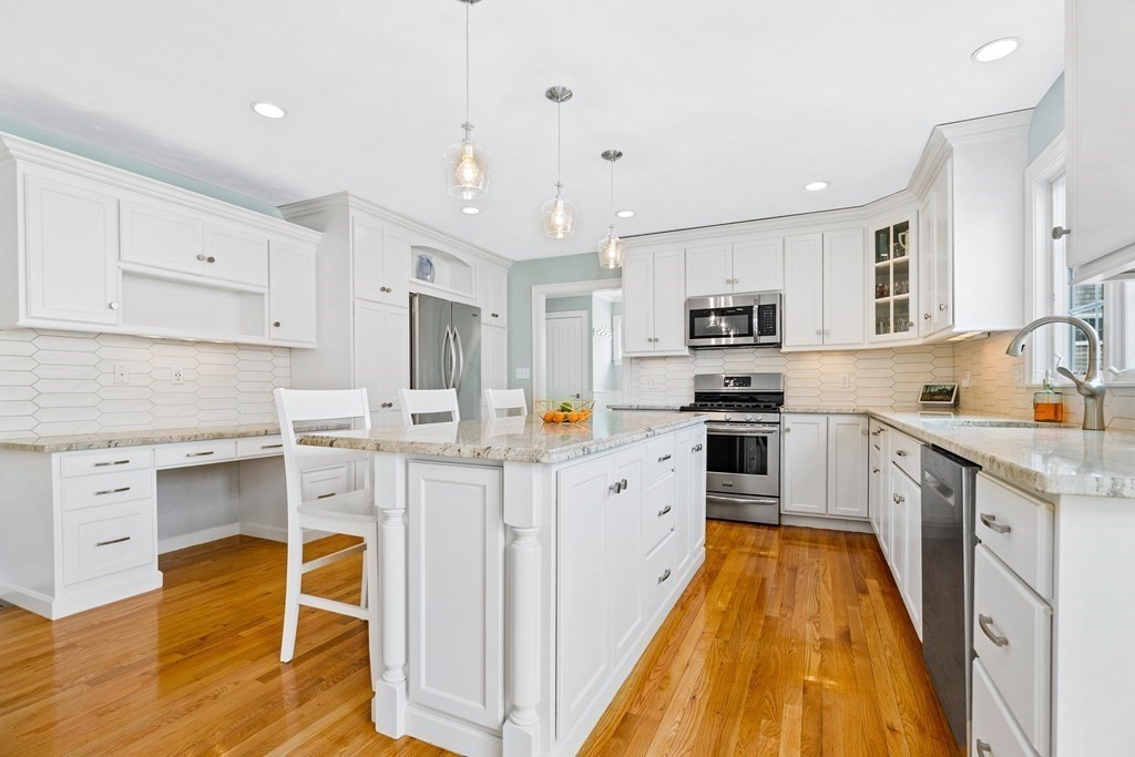 10 Weathervane Court Hingham, MA 02043 - Photo 9 of 30