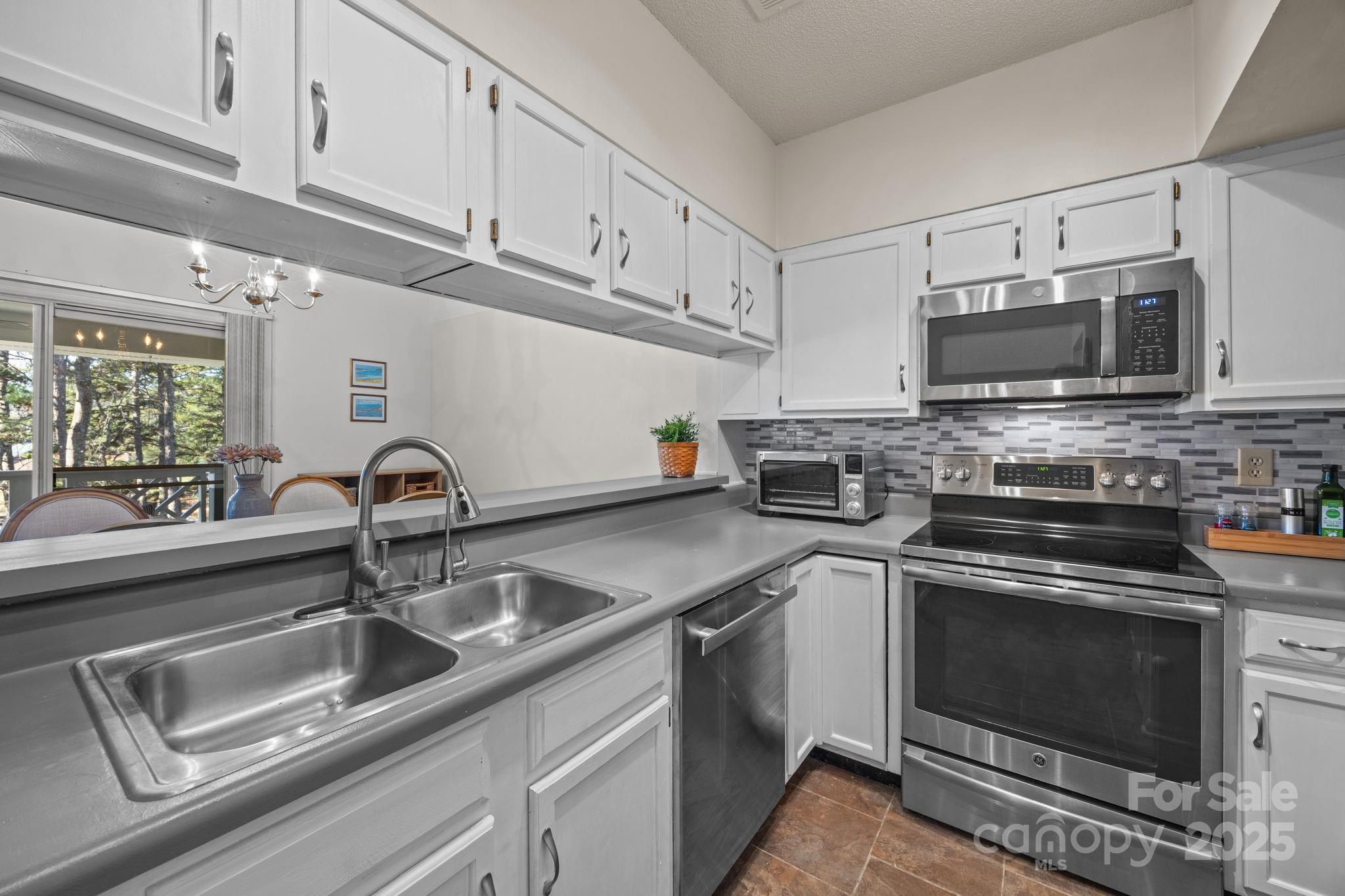 20119 Henderson Road, Unit M Cornelius, NC 28031 - Photo 20 of 33