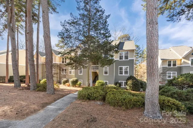 $285,000 | 20119 Henderson Road, Unit M, Cornelius, NC 28031