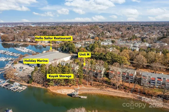 $285,000 | 20119 Henderson Road, Unit M, Cornelius, NC 28031