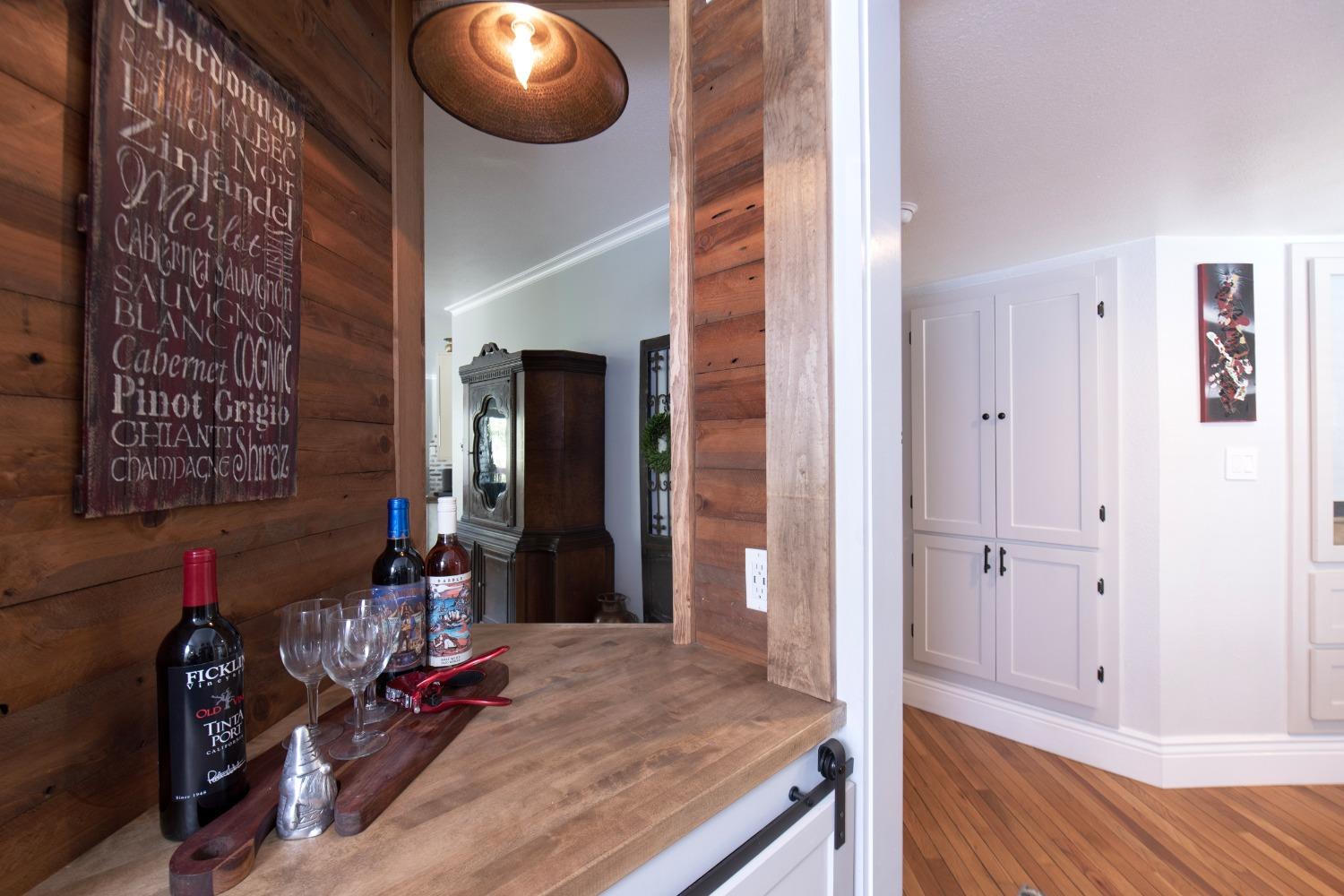 33952 Tocaloma Road Auberry, CA 93602 - Photo 18 of 48 view of hall way with mirror