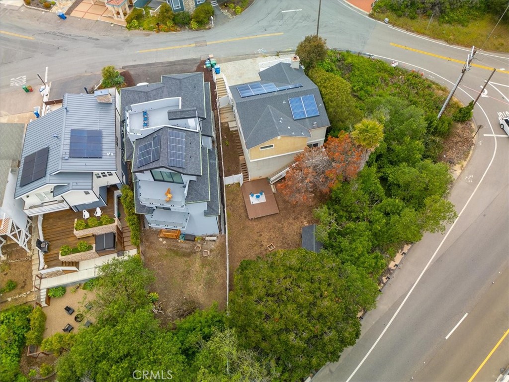 96 24th Street Cayucos, CA 93430 - Photo 44 of 49 an aerial view of residential houses with outdoor space