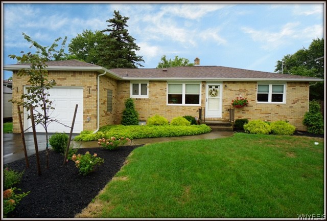 4971 Meadowbrook Road Clarence, NY 14221 - Photo 1 of 1 Gallery Image 1