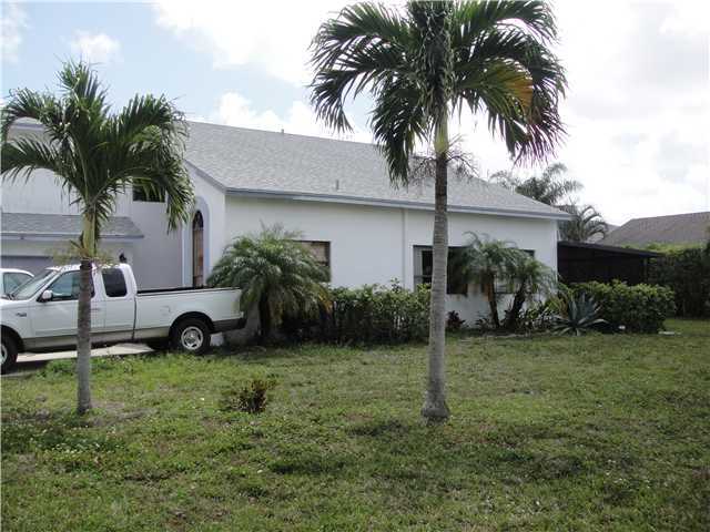 8582 Brody Way Boca Raton, FL 33433 - Photo 1 of 6 Primary Photo