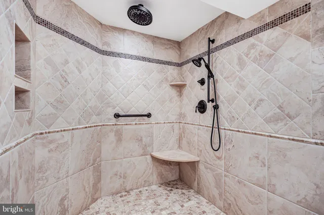 a view of a storage & utility room