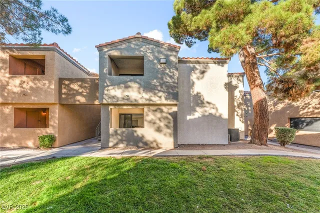 $233,800 | 3151 North Soaring Gulls Drive, Unit 1188, Las Vegas, NV 89128